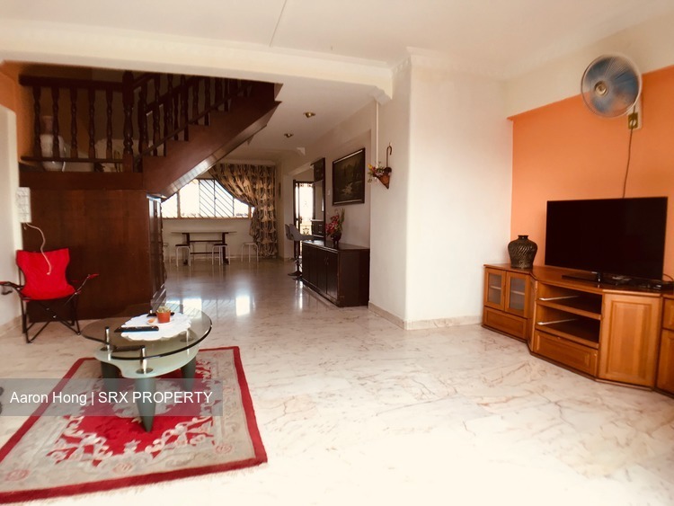 Blk 705 Hougang Avenue 2 (Hougang), HDB Executive #194808142